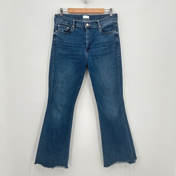 MOTHER Denim - MOTHER The Weekender Fray Jeans Blue Flare Raw Hem Size 31 Going the Extra Mile